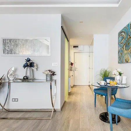 Apartament Danube Corso Boutique *